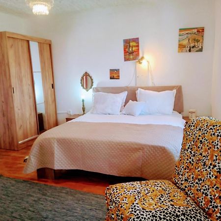 Apartment Ma'Re Supetar Εξωτερικό φωτογραφία